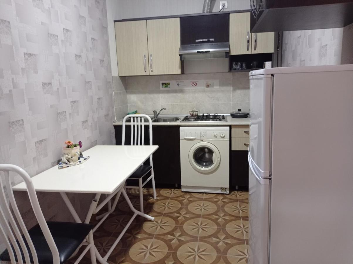 Bizim Ev Hostel Нафталан Екстер'єр фото