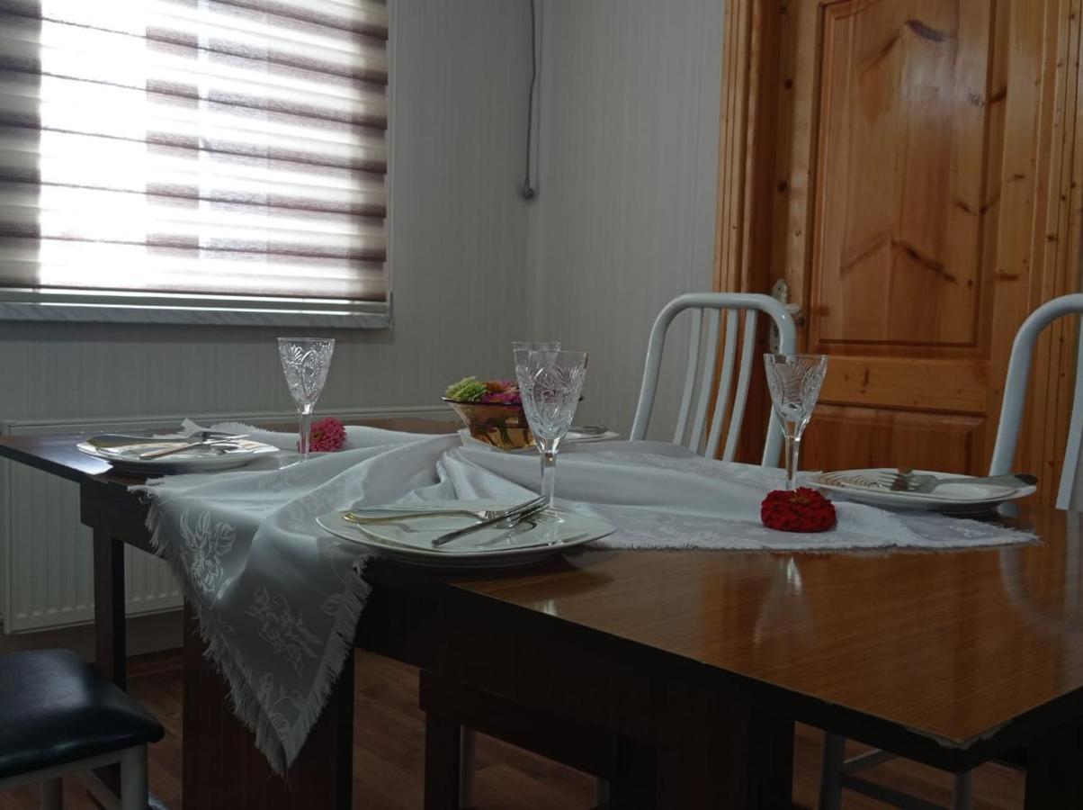 Bizim Ev Hostel Нафталан Екстер'єр фото